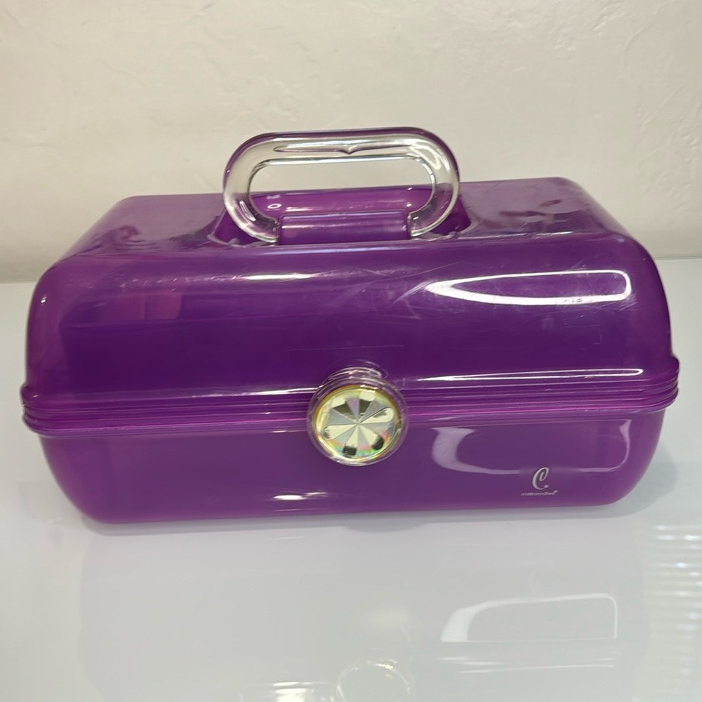 Caboodles large purple On the Go Girl cosmetic case